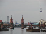 Oberbaumbrücke Spree Friedrichshain Kreuzberg